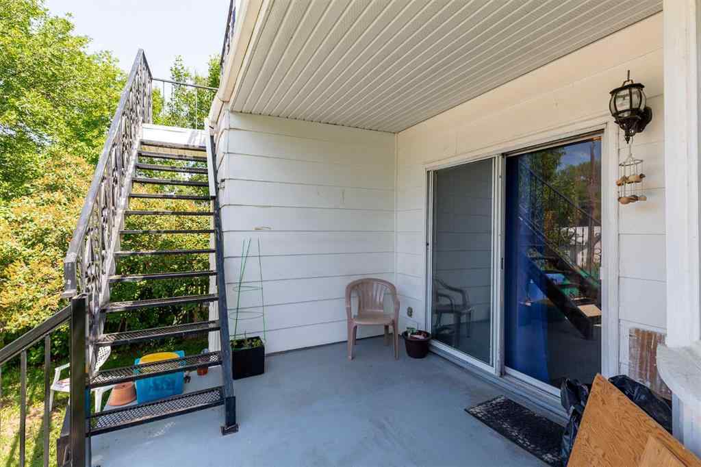 MLS® A2231607 - Unit #1-5 622 10 Street S in London Road Lethbridge, Multi-Family