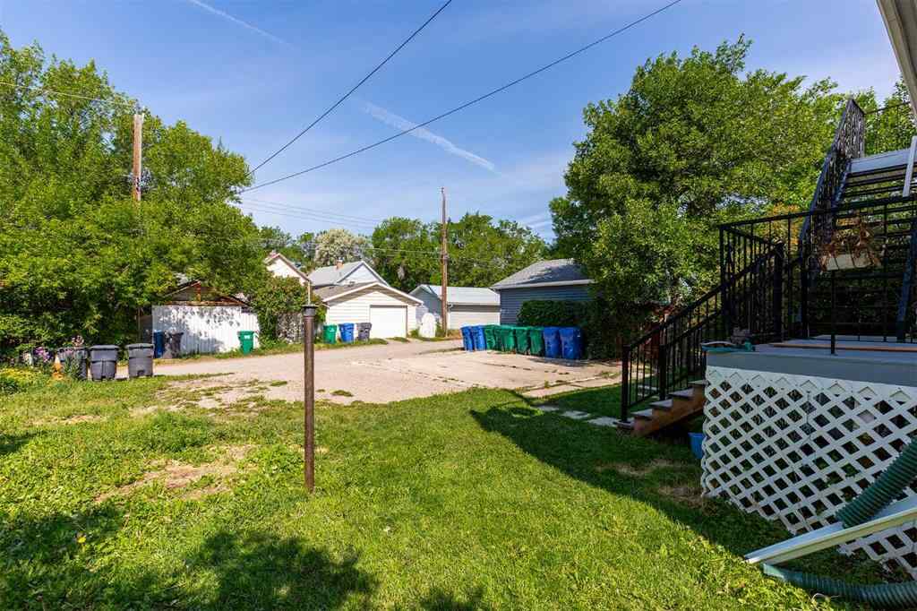 MLS® A2231607 - Unit #1-5 622 10 Street S in London Road Lethbridge, Multi-Family