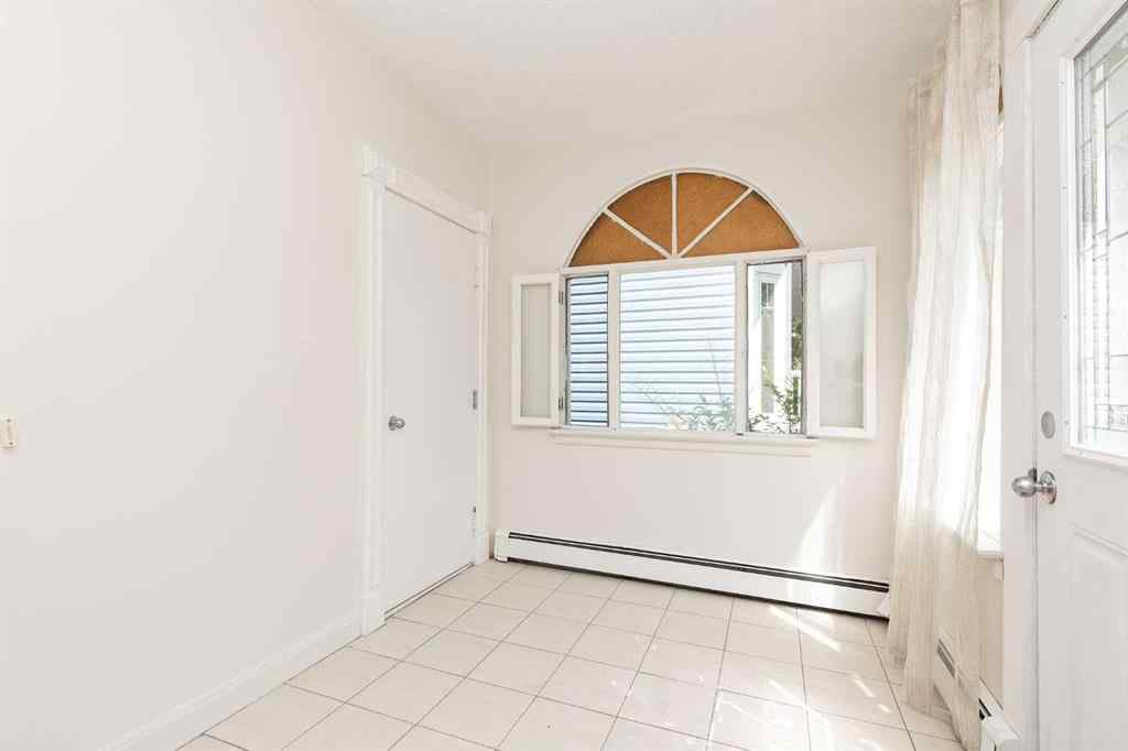 MLS® A2231607 - Unit #1-5 622 10 Street S in London Road Lethbridge, Multi-Family