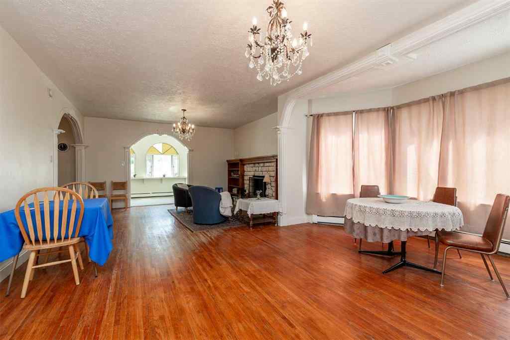MLS® A2231607 - Unit #1-5 622 10 Street S in London Road Lethbridge, Multi-Family