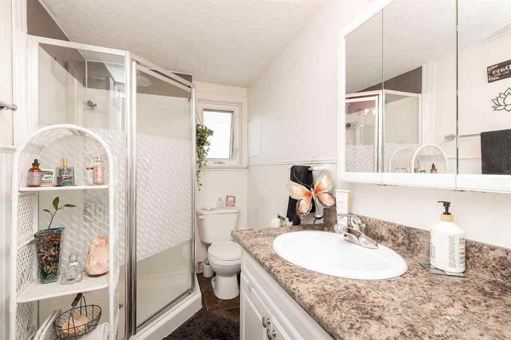 MLS® A2231607 - Unit #1-5 622 10 Street S in London Road Lethbridge, Multi-Family