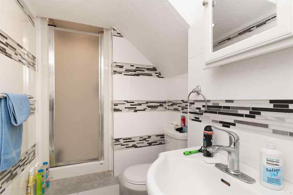 MLS® A2231607 - Unit #1-5 622 10 Street S in London Road Lethbridge, Multi-Family