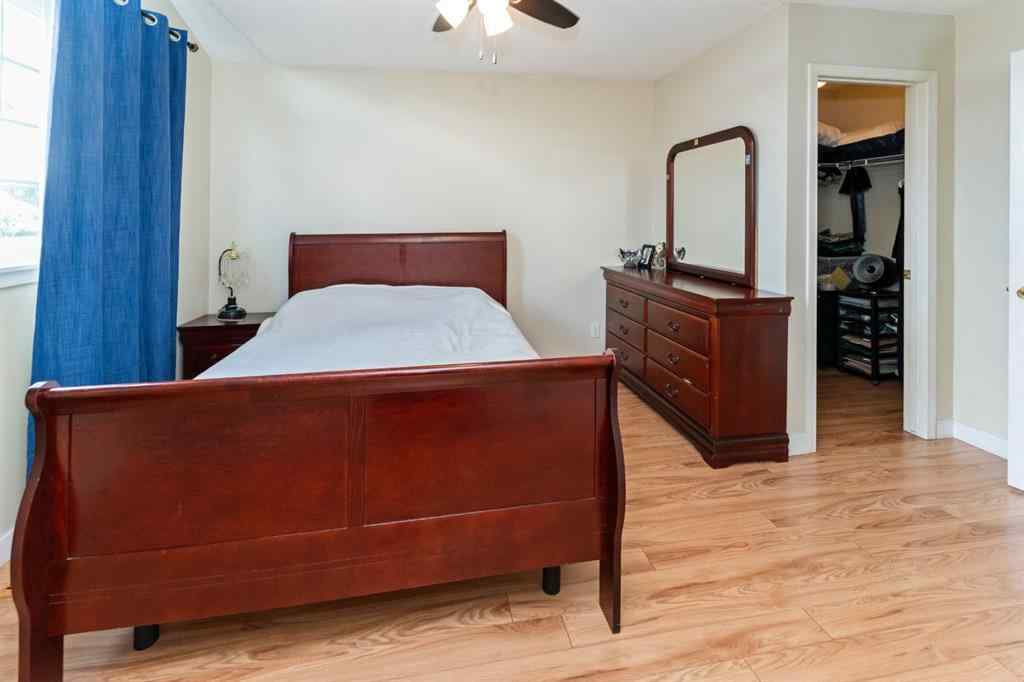 MLS® A2231609 - 6967 Laguna Way NE in Monterey Park Calgary, Residential