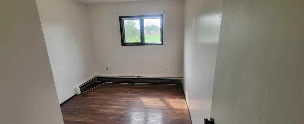 MLS® A2231629 - 4902 52 Street  in NONE Wanham, Residential