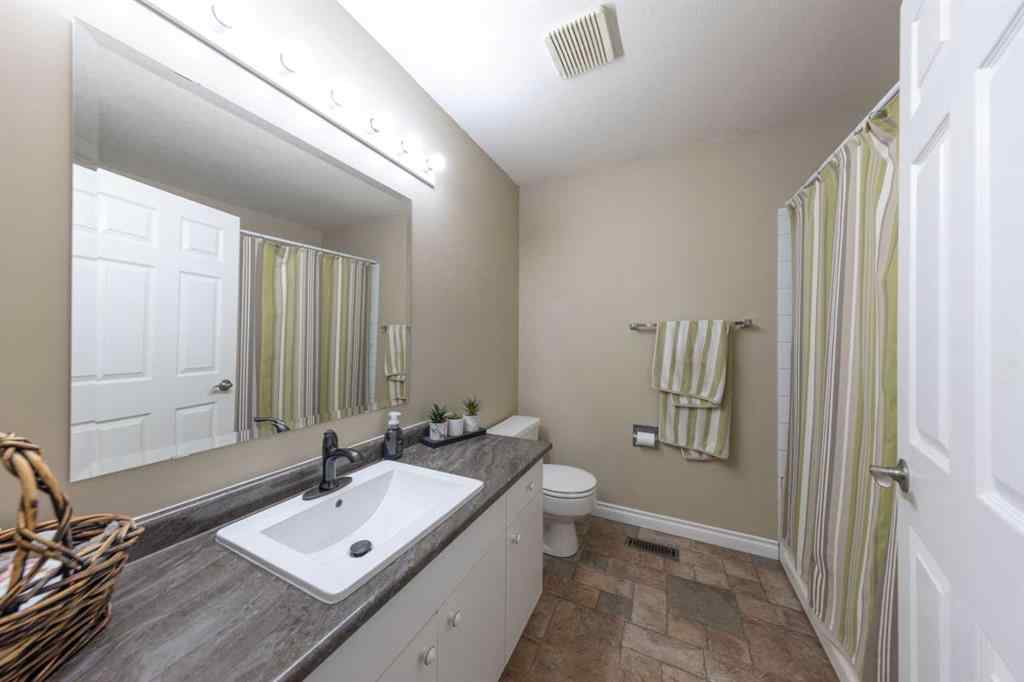 MLS® A2231630 - 5102 26 Street  in Steele Heights Lloydminster, Residential