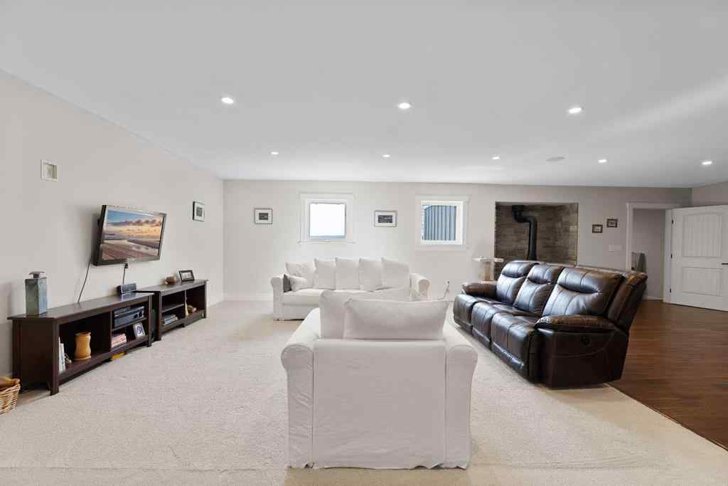 MLS® A2231633 - 32325 Range Road 24   in NONE Rural Mountain View County, Residential