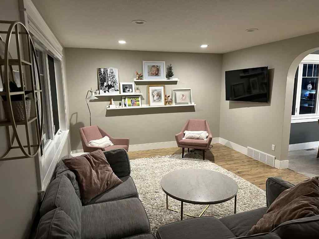 MLS® A2231635 - 10103 95 Avenue Avenue  in Swanavon Grande Prairie, Residential