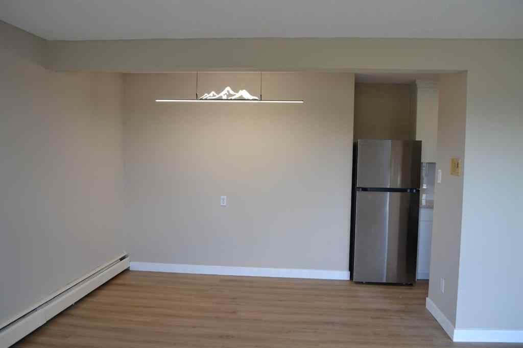 MLS® A2231636 - Unit #305 431c Huntsville Crescent NW in Huntington Hills Calgary, Residential