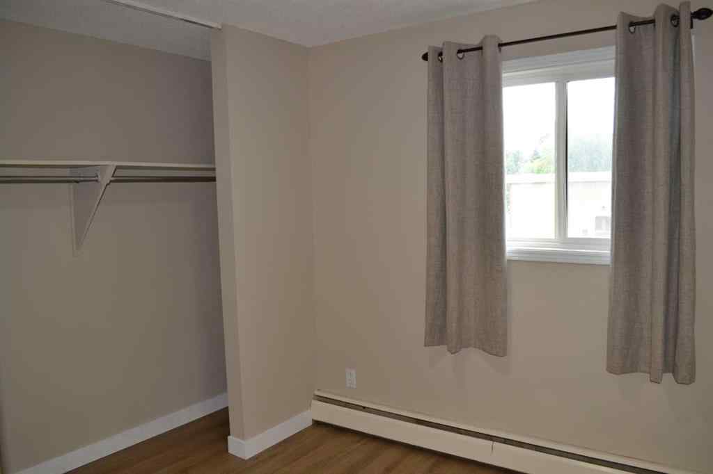 MLS® A2231636 - Unit #305 431c Huntsville Crescent NW in Huntington Hills Calgary, Residential