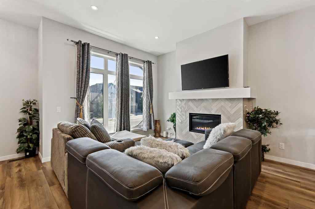 MLS® A2231638 - 537 Marine Drive SE in Mahogany Calgary, Residential