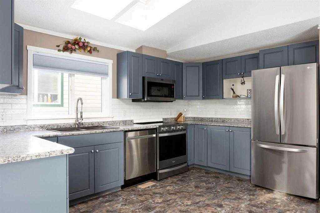 MLS® A2231643 - 120 Hunter Street  in Timberlea Fort McMurray, Residential