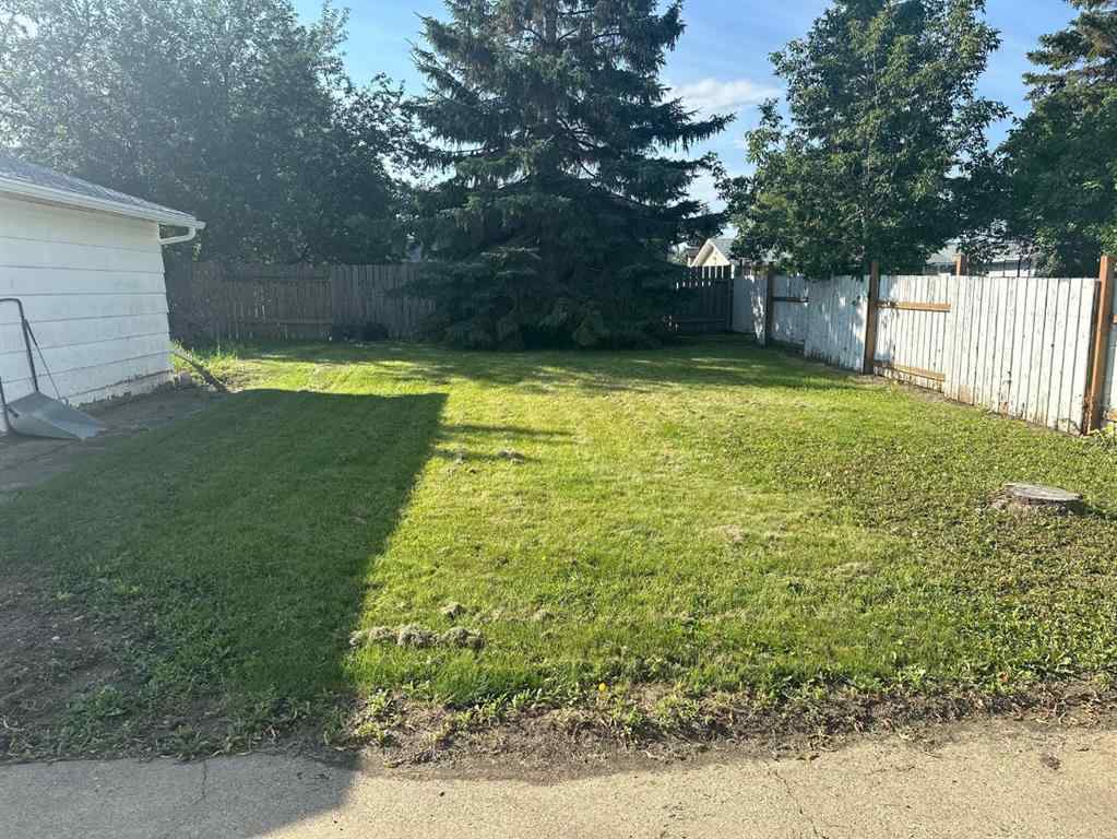 MLS® A2231691 - 9713 83 Avenue  in North End Peace River, Residential