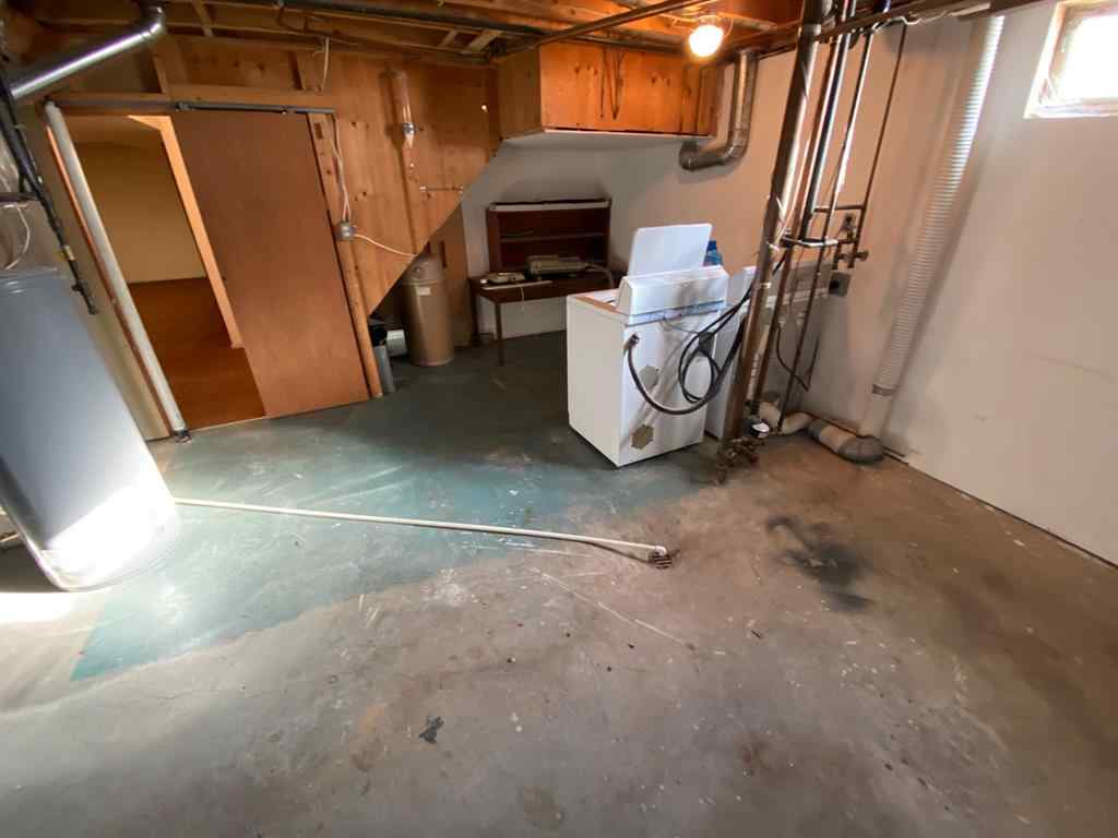 MLS® A2231691 - 9713 83 Avenue  in North End Peace River, Residential