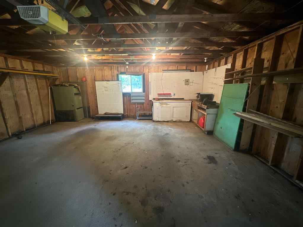 MLS® A2231691 - 9713 83 Avenue  in North End Peace River, Residential
