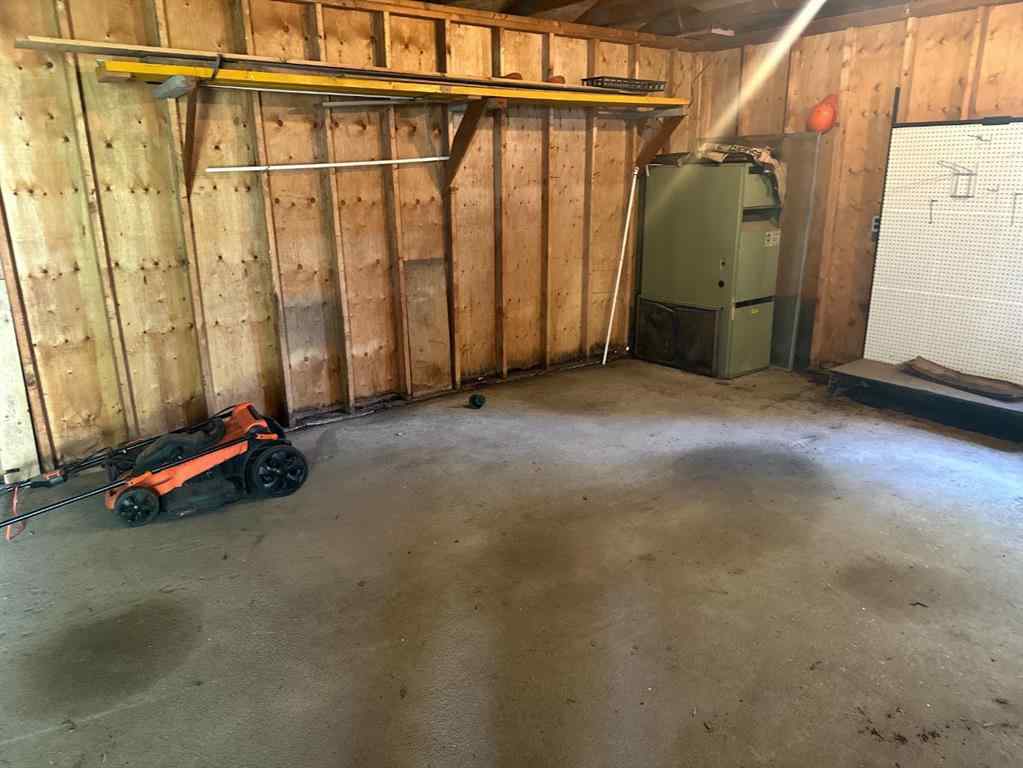 MLS® A2231691 - 9713 83 Avenue  in North End Peace River, Residential