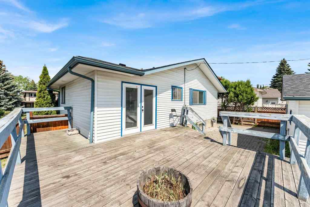 MLS® A2231696 - 6267 Silver Springs Hill NW in Silver Springs Calgary, Residential