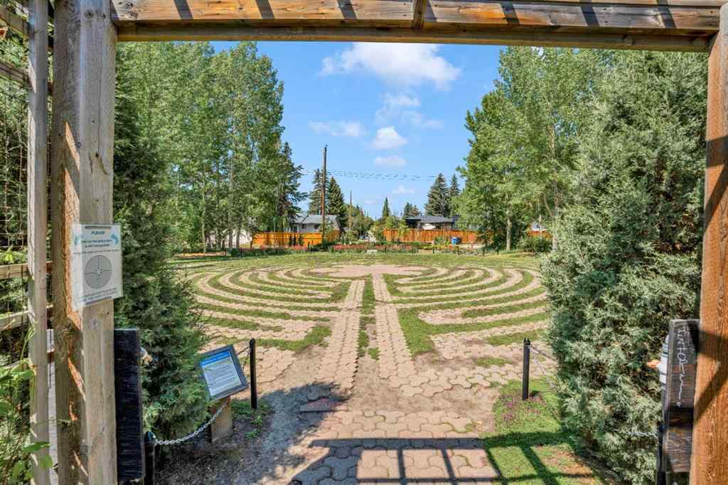 MLS® A2231696 - 6267 Silver Springs Hill NW in Silver Springs Calgary, Residential