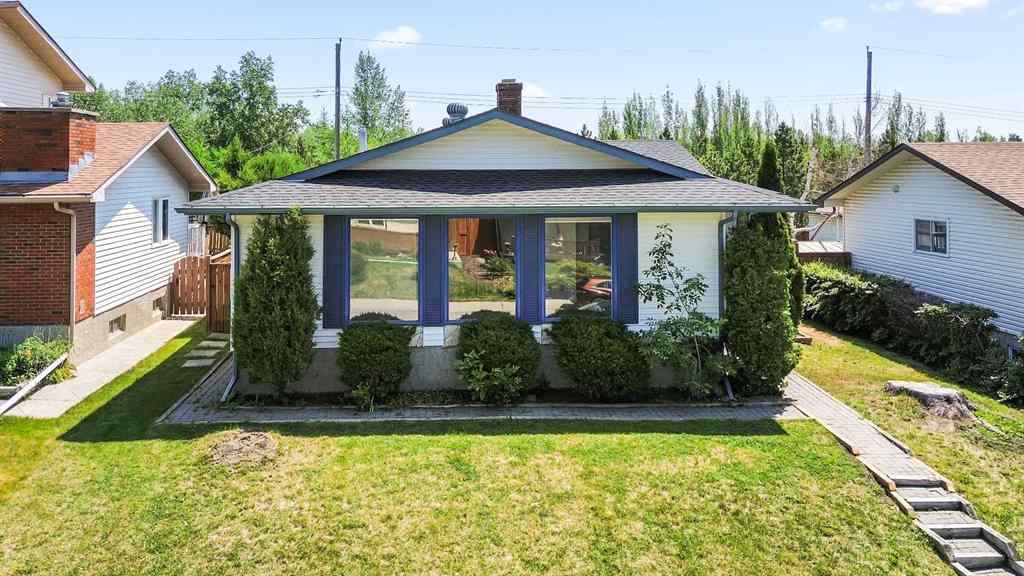 MLS® A2231696 - 6267 Silver Springs Hill NW in Silver Springs Calgary, Residential