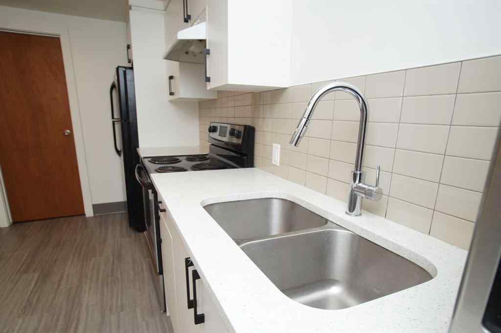 MLS® A2231696 - 6267 Silver Springs Hill NW in Silver Springs Calgary, Residential
