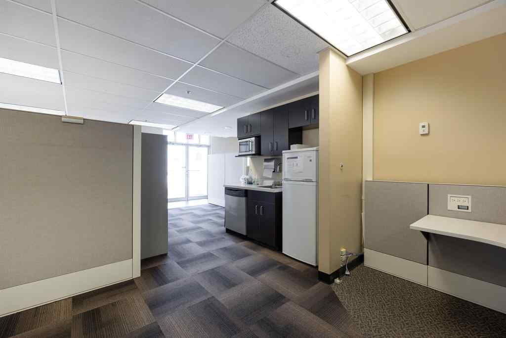 MLS® A2231698 - 10217 Queen Street  in Downtown Fort McMurray, Commercial