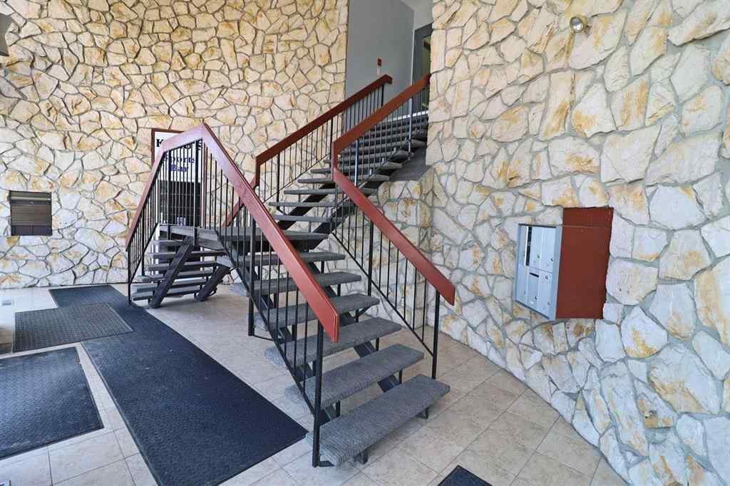 MLS® A2231736 - Unit #Suite 204 4712 13 Street NE in McCall Calgary, Commercial