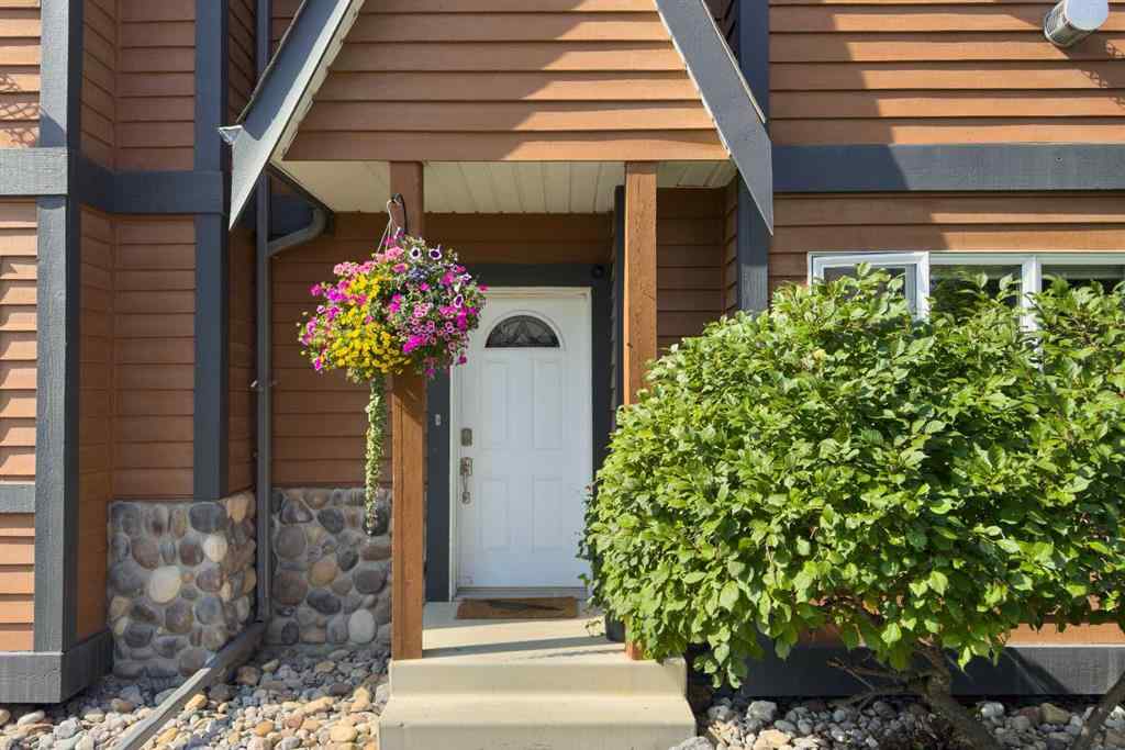 MLS® A2231789 - Unit #3 601 4 Street  in South Canmore Canmore, Residential