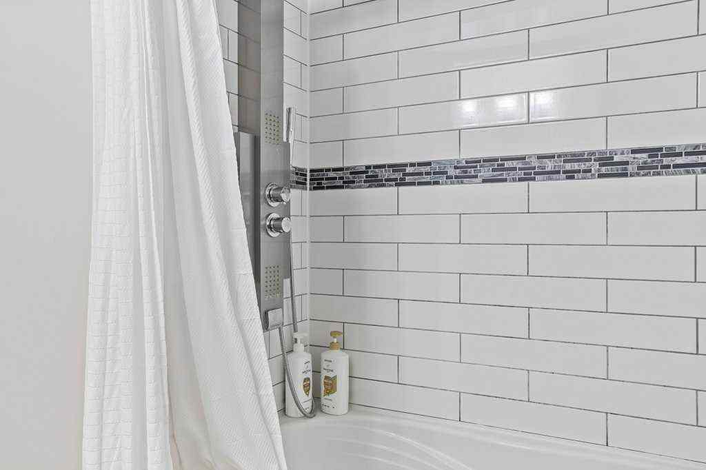 MLS® A2231789 - Unit #3 601 4 Street  in South Canmore Canmore, Residential