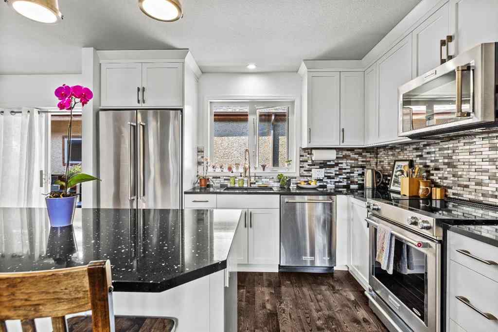 MLS® A2231789 - Unit #3 601 4 Street  in South Canmore Canmore, Residential