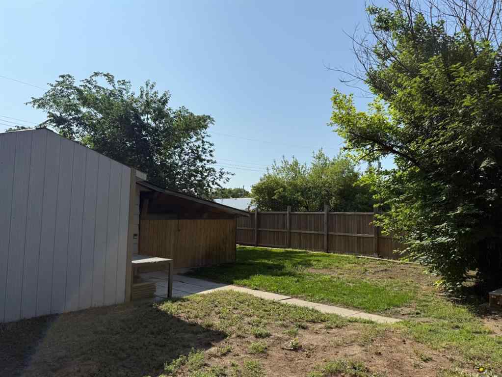 MLS® A2231791 - 517 Tulip Street  in NONE Rosemary, Residential