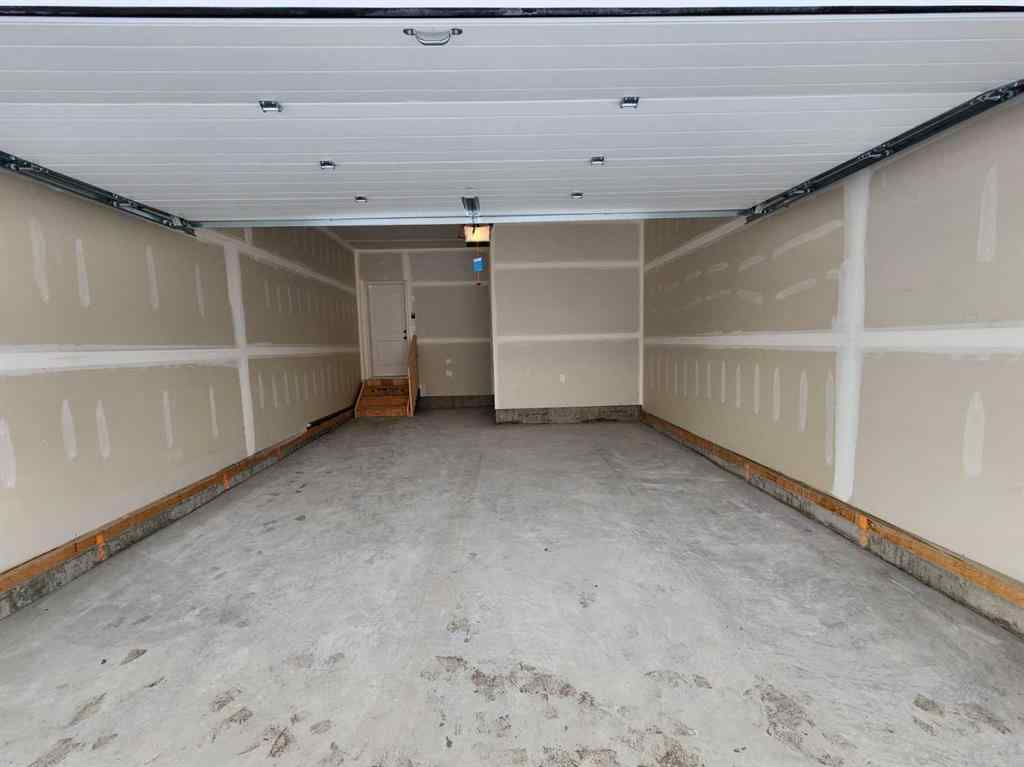 MLS® A2231806 - 86 Lucas Place NW in Livingston Calgary, Residential
