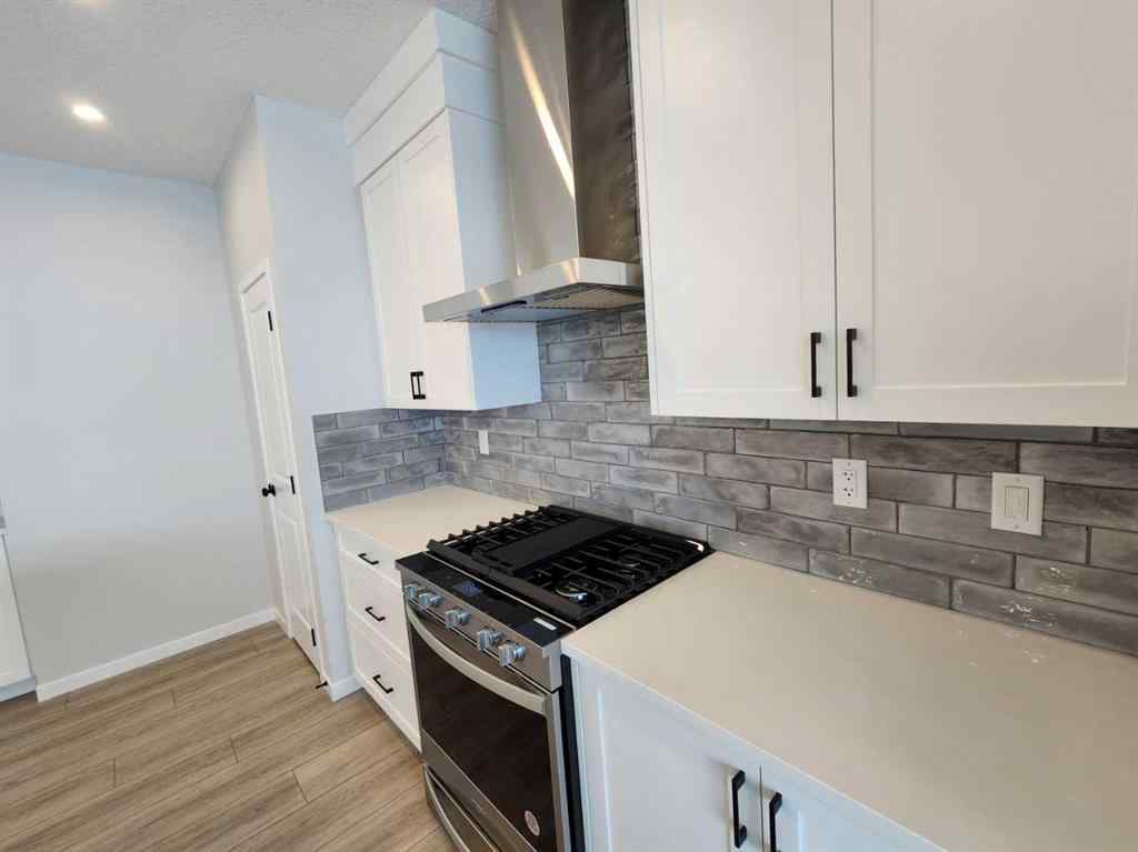 MLS® A2231806 - 86 Lucas Place NW in Livingston Calgary, Residential