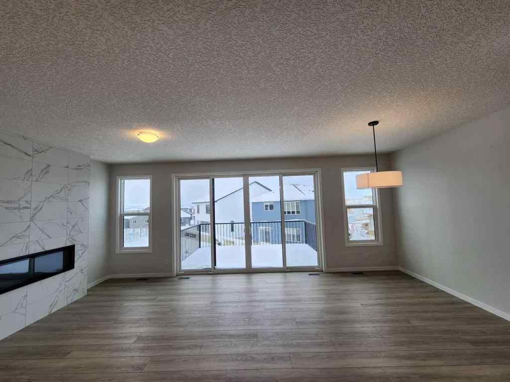 MLS® A2231806 - 86 Lucas Place NW in Livingston Calgary, Residential