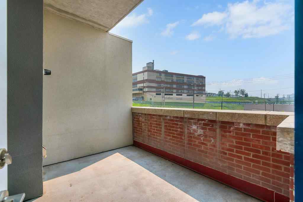 MLS® A2231813 - Unit #304 8880 Horton Road SW in Haysboro Calgary, Residential
