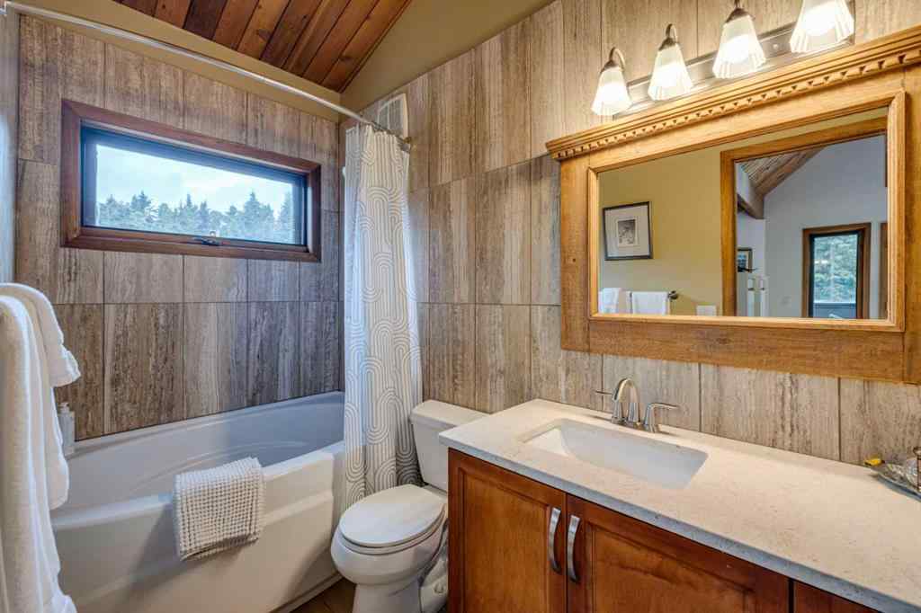 MLS® A2231835 - 106 Mountain Lion Drive  in Wintergreen_BC Bragg Creek, Residential