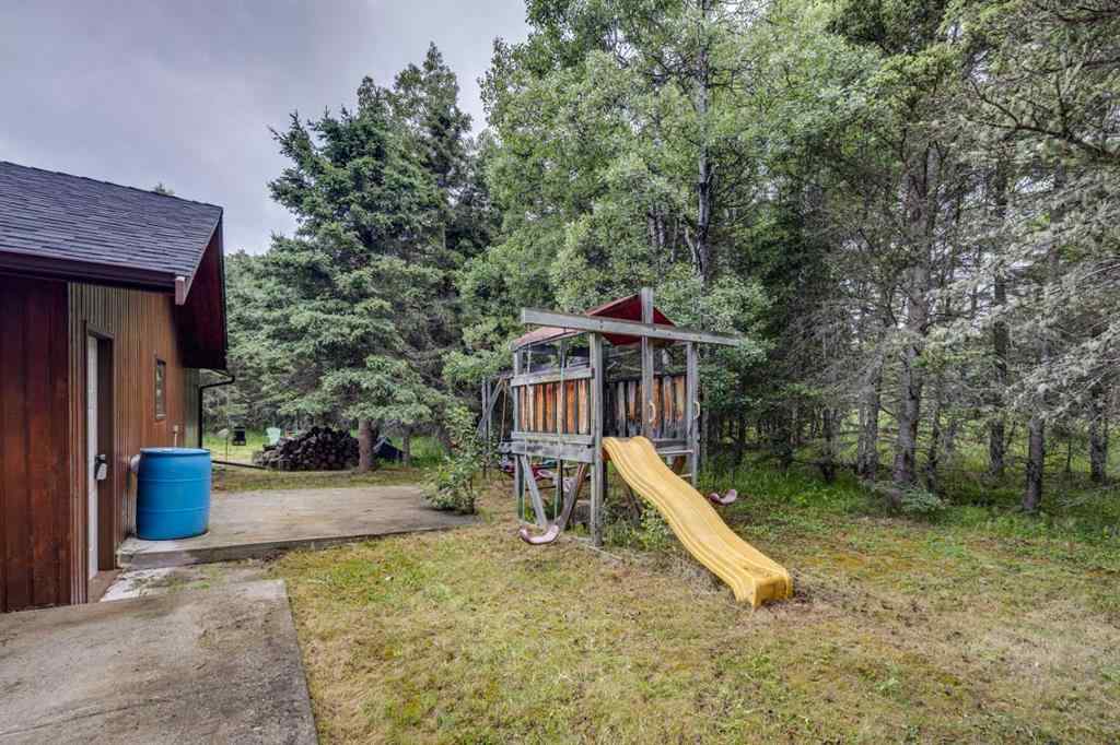 MLS® A2231835 - 106 Mountain Lion Drive  in Wintergreen_BC Bragg Creek, Residential