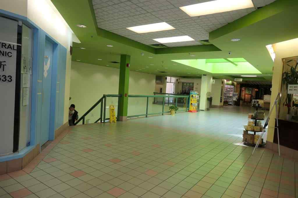 MLS® A2231842 - Unit #250 1623 Centre Street NW in Crescent Heights Calgary, Commercial