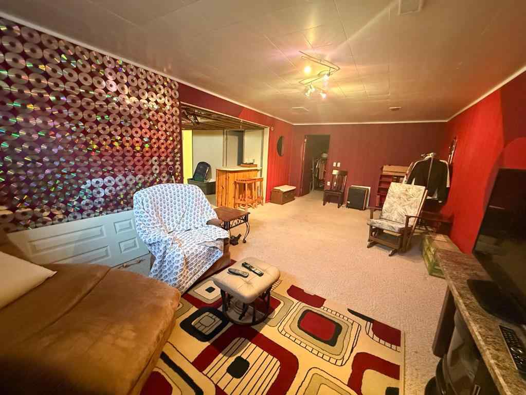 MLS® A2231870 - 14 Virginia Avenue   in NONE Whitecourt, Residential