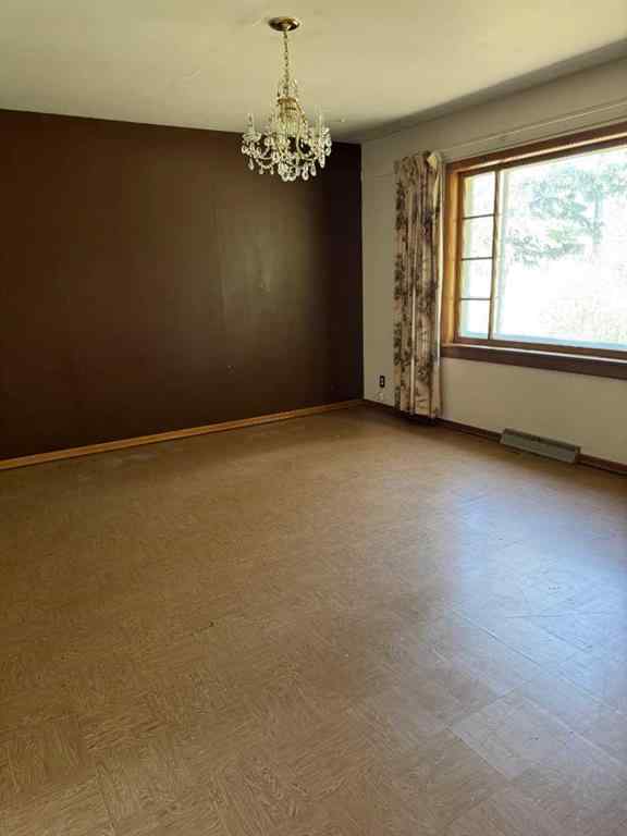 MLS® A2231881 - 10313 103 Street  in NONE Hythe, Residential