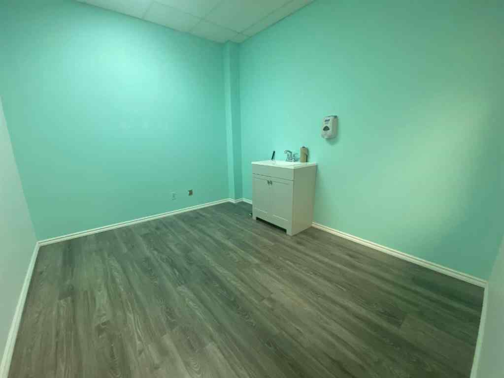MLS® A2231882 - Unit #105 5224 48 Avenue  in NONE Taber, Commercial