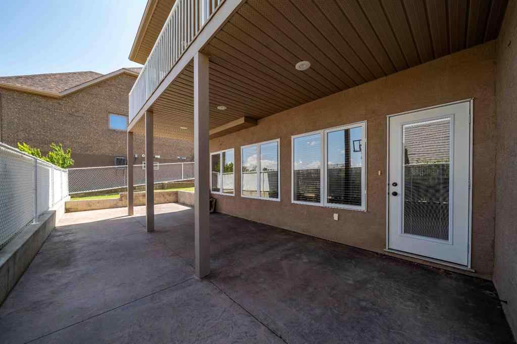 MLS® A2231909 - 75 Sunset Road SW in SW Southridge Medicine Hat, Residential