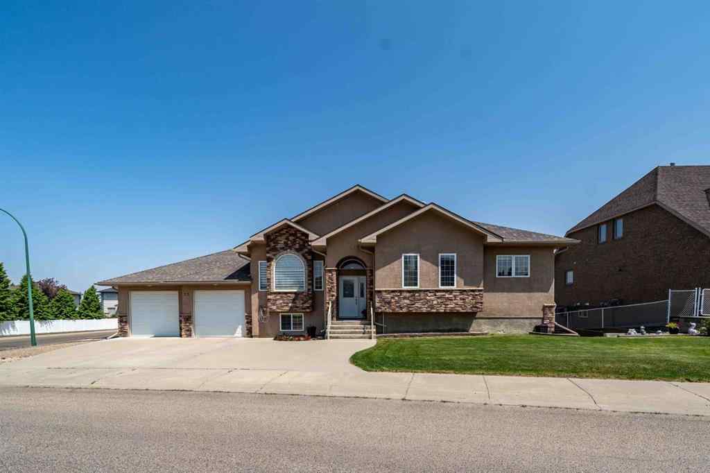 MLS® A2231909 - 75 Sunset Road SW in SW Southridge Medicine Hat, Residential