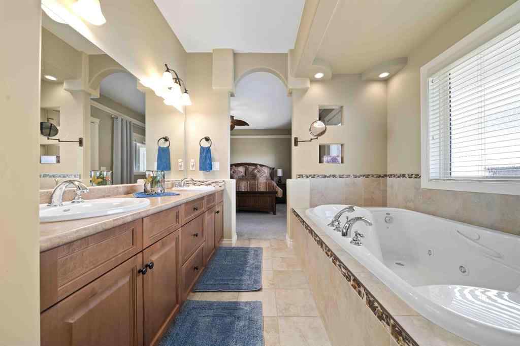 MLS® A2231909 - 75 Sunset Road SW in SW Southridge Medicine Hat, Residential