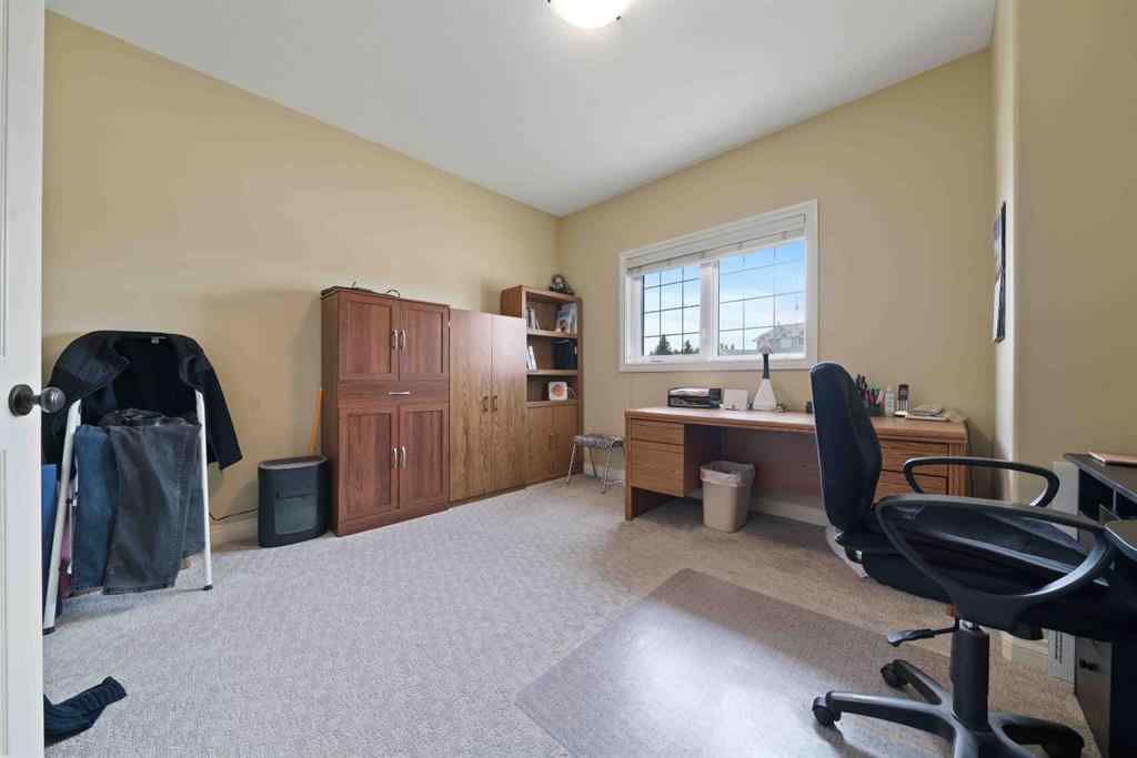 MLS® A2231909 - 75 Sunset Road SW in SW Southridge Medicine Hat, Residential