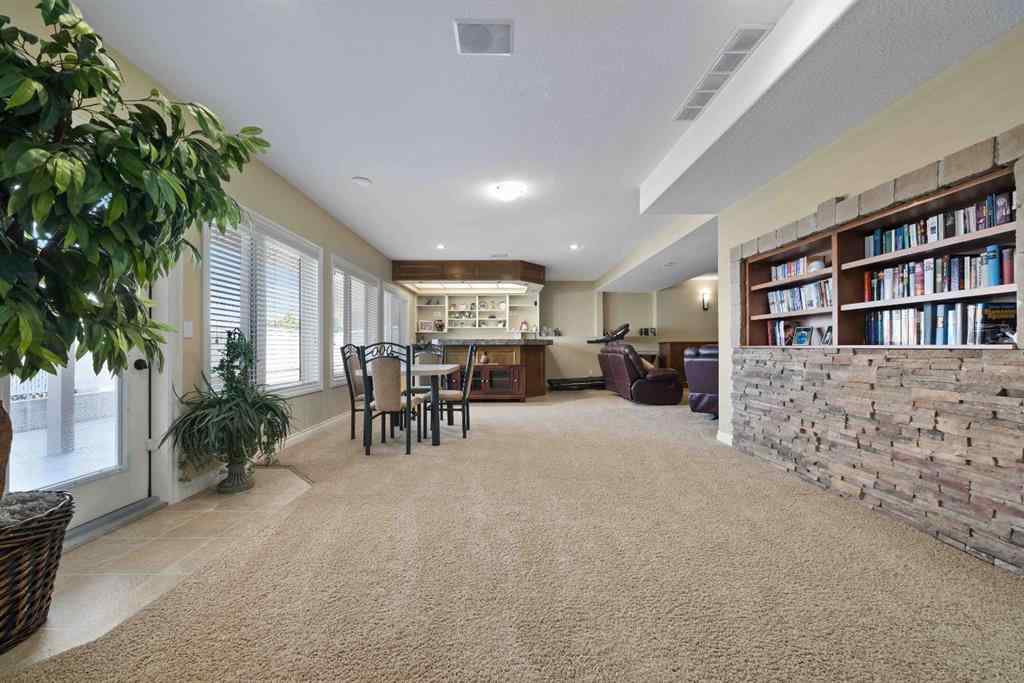 MLS® A2231909 - 75 Sunset Road SW in SW Southridge Medicine Hat, Residential