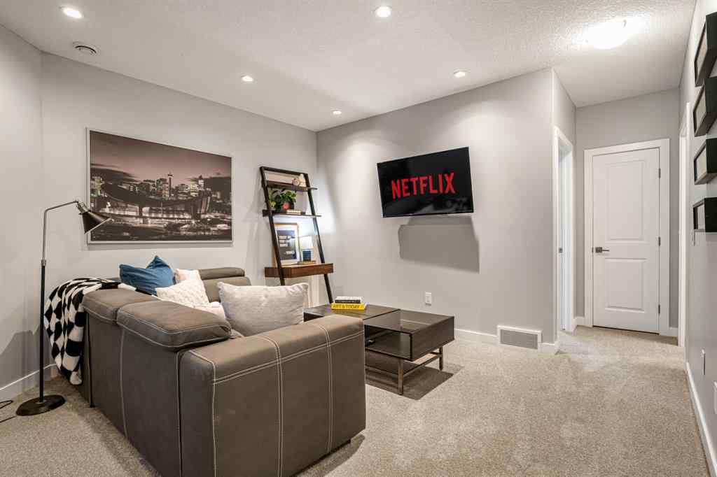 MLS® A2231918 - Unit ##2 1716 kensington Road NW in Hillhurst Calgary, Residential