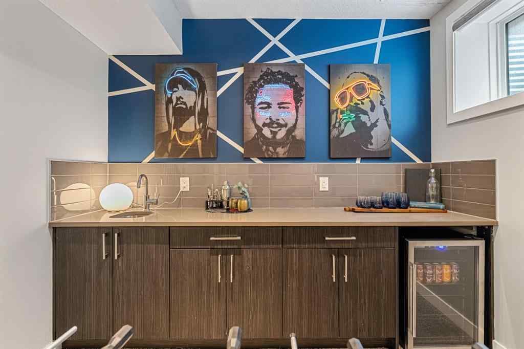 MLS® A2231918 - Unit ##2 1716 kensington Road NW in Hillhurst Calgary, Residential