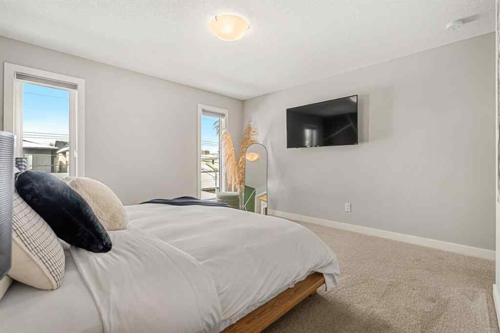 MLS® A2231918 - Unit ##2 1716 kensington Road NW in Hillhurst Calgary, Residential