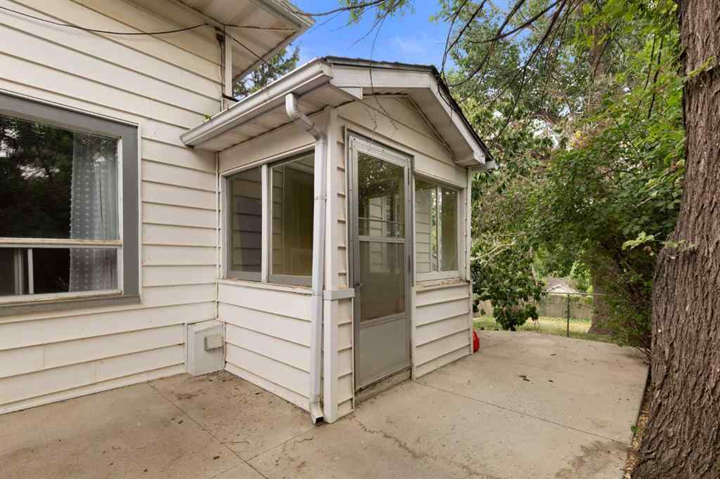 MLS® A2231920 - 118 2 Street SW in SW Hill Medicine Hat, Residential