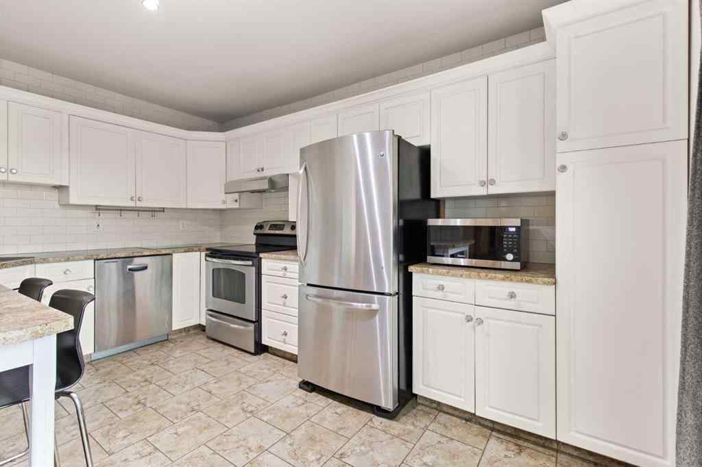 MLS® A2231920 - 118 2 Street SW in SW Hill Medicine Hat, Residential