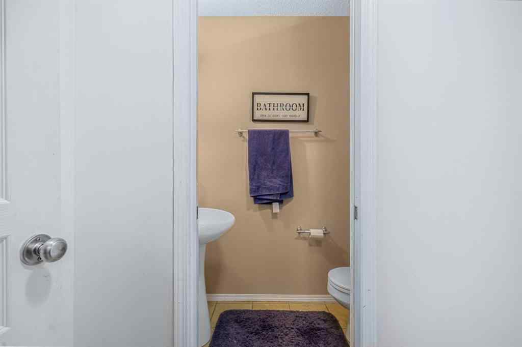 MLS® A2231932 - 102 Evansford Grove NW in Evanston Calgary, Residential